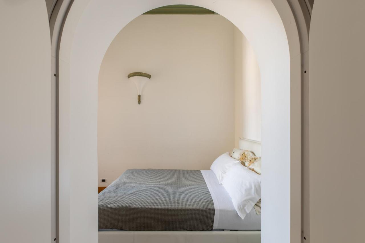 דירות רומא Iflat Monti Penthouse Panoramic View מראה חיצוני תמונה